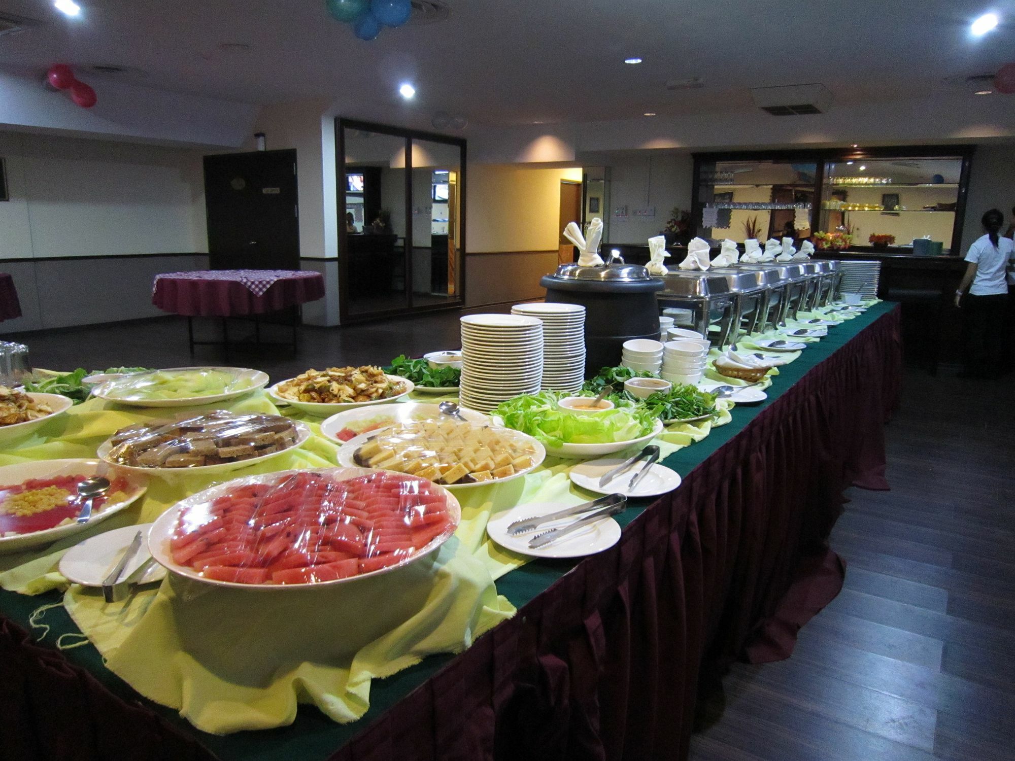 Regal Court Hotel Kuching Dış mekan fotoğraf